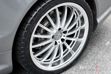 Mercedes SL-Class with 19in Mandrus Millennium Wheels