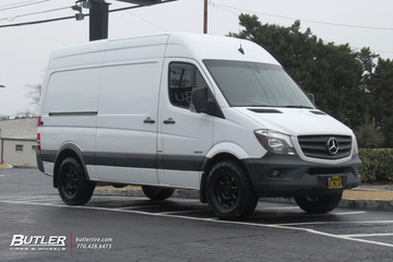 Mercedes Sprinter with 20in Raceline Scout Wheels