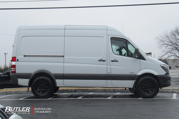 Mercedes Sprinter with 20in Raceline Scout Wheels