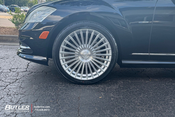 2012 Mercedes S550 with 20” Select Precision Bristol wheels and Yokohama tires