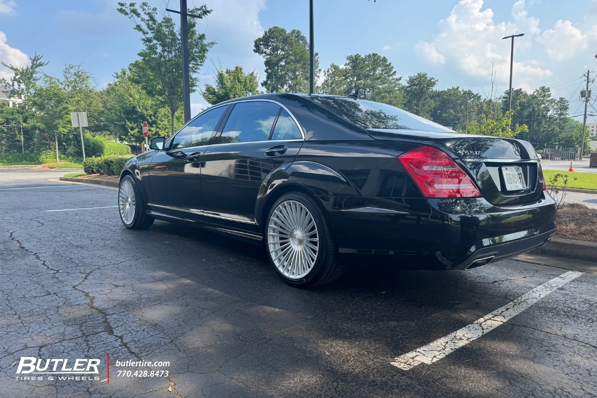 2012 Mercedes S550 with 20” Select Precision Bristol wheels and Yokohama tires