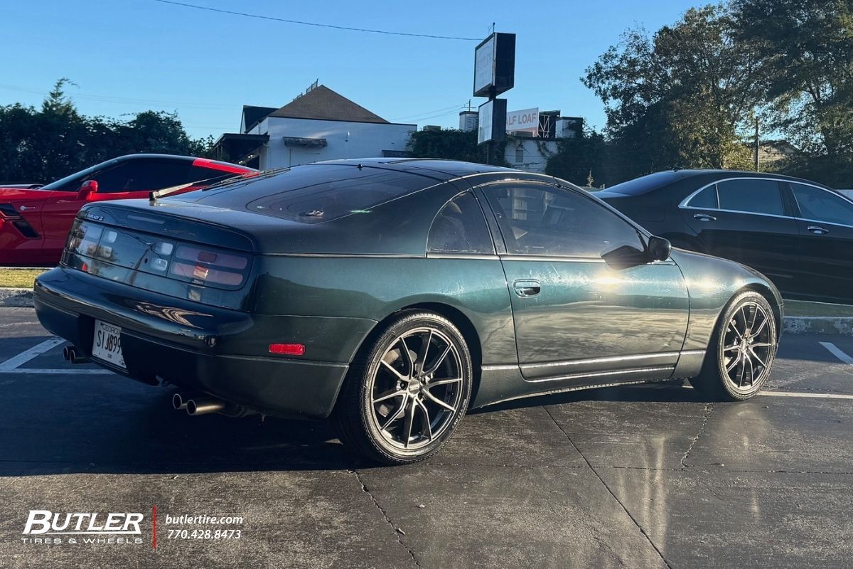 1995 Nissan 300ZX with 18in OZ Racing Wheels