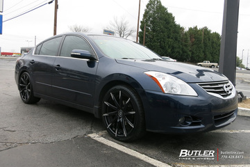 Nissan Altima with 20in Lexani CSS15 Wheels