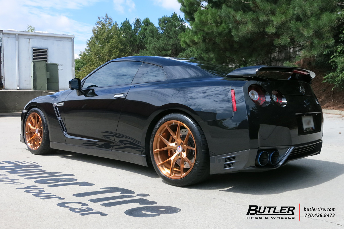 Nissan GTR with 20in HRE P101 Wheels