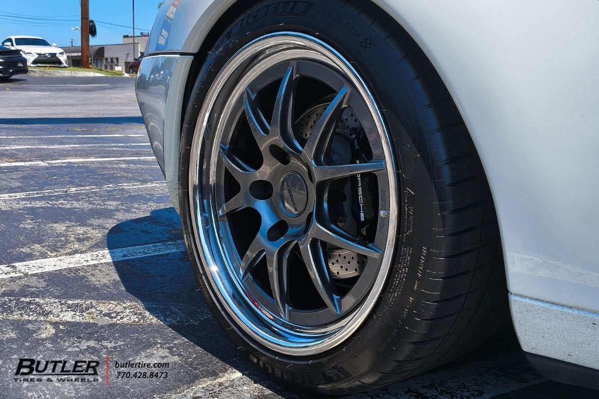 Porsche 911 with 18in Forgeline GA3 Wheels