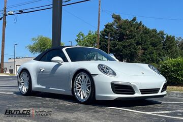 Porsche 911 with 21in Avant Garde SR10R Wheels