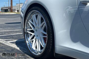 Porsche 911 with 21in Avant Garde SR10R Wheels