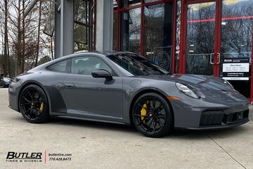 Porsche 911 with 21in Vossen RS74 Wheels