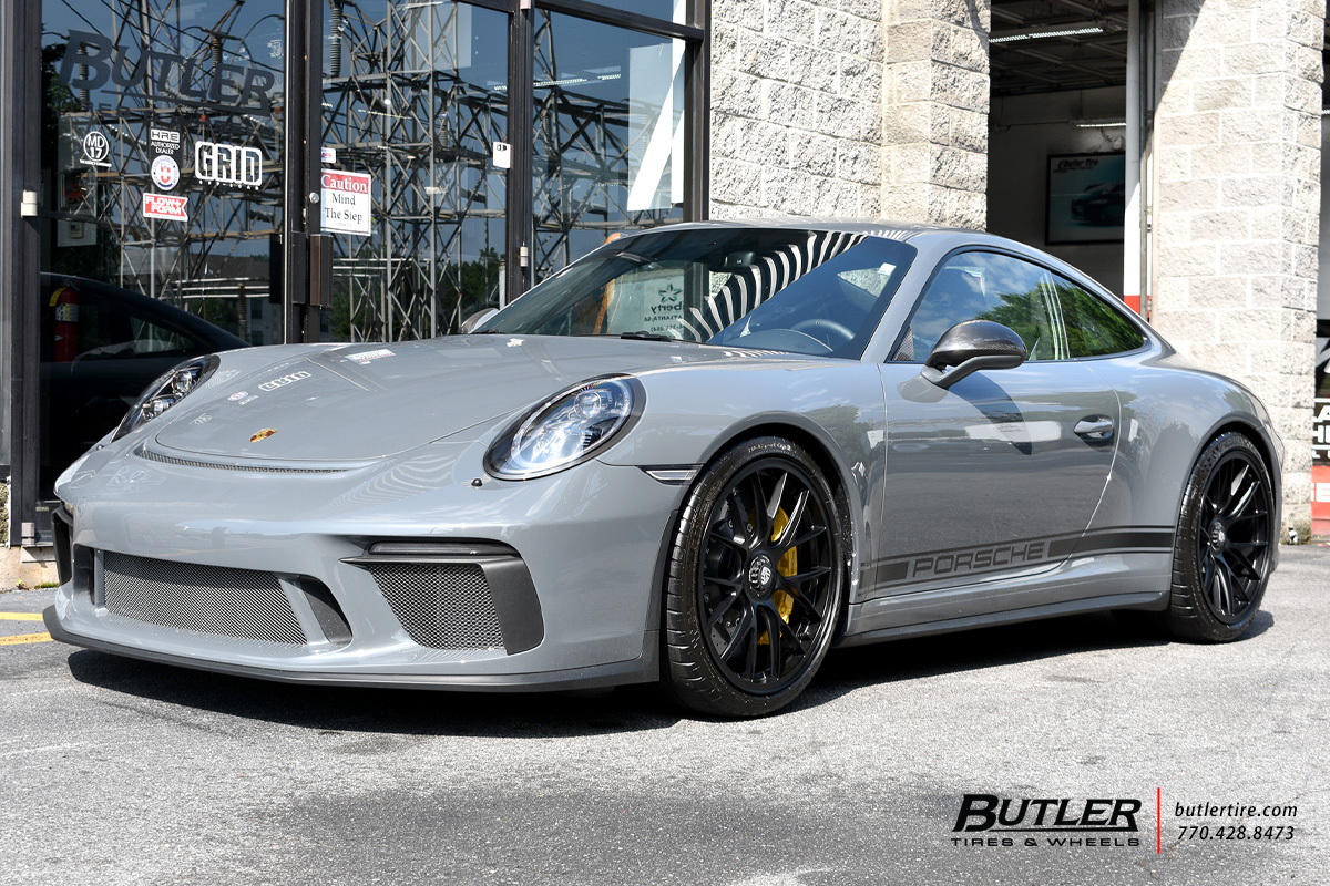 Porsche 991 - GT3 Touring with 20in AG Luxury AGLTRS Wheels