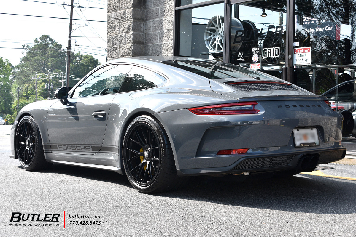Porsche 991 - GT3 Touring with 20in AG Luxury AGLTRS Wheels
