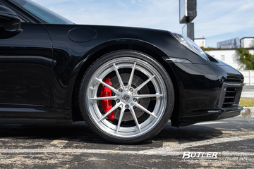 Porsche 992 - 911 Carrera S with 22in 1886 Forged G010 Wheels