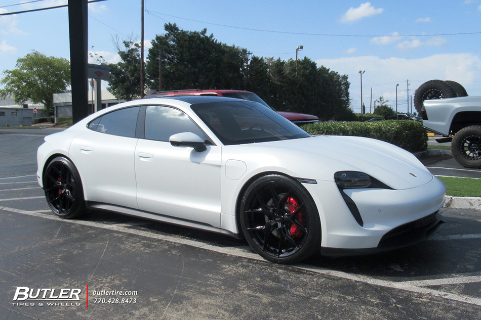Porsche Taycan with 22in Vossen HF-5 Wheels exclusively from Butler ...