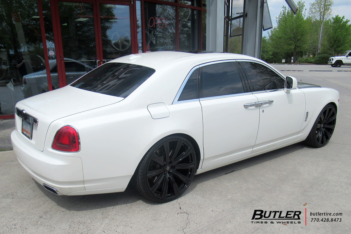Rolls Royce Ghost with 24in Avant Garde AGL-Vanguard Wheels