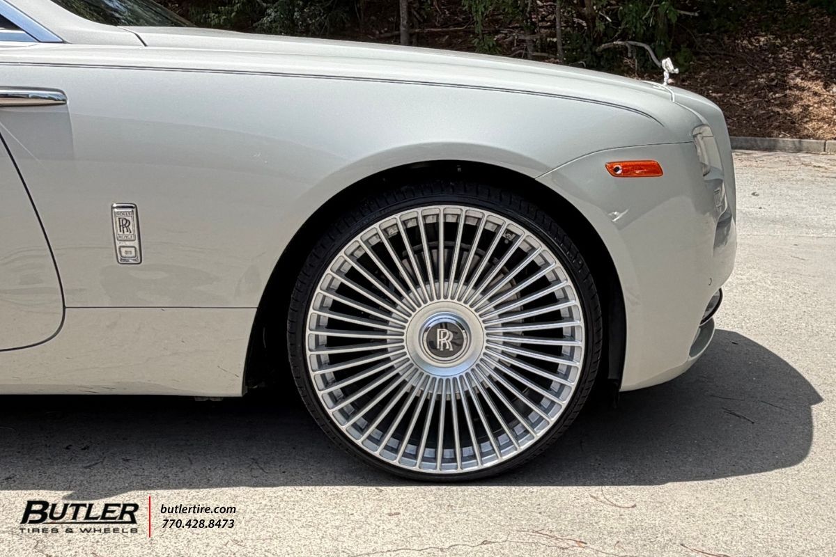 Rolls Royce Wraith with 24in RR16 Wheels