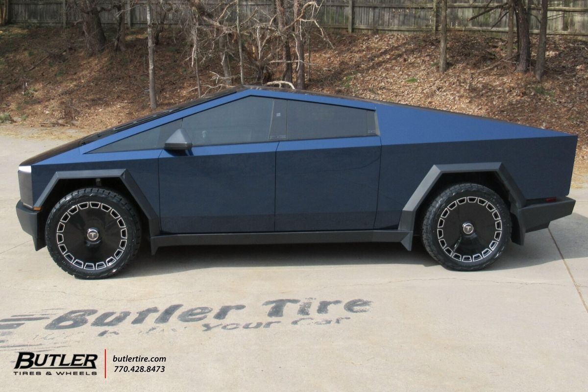 Tesla Cyber Truck with 24in Giovanna Sicily Wheels