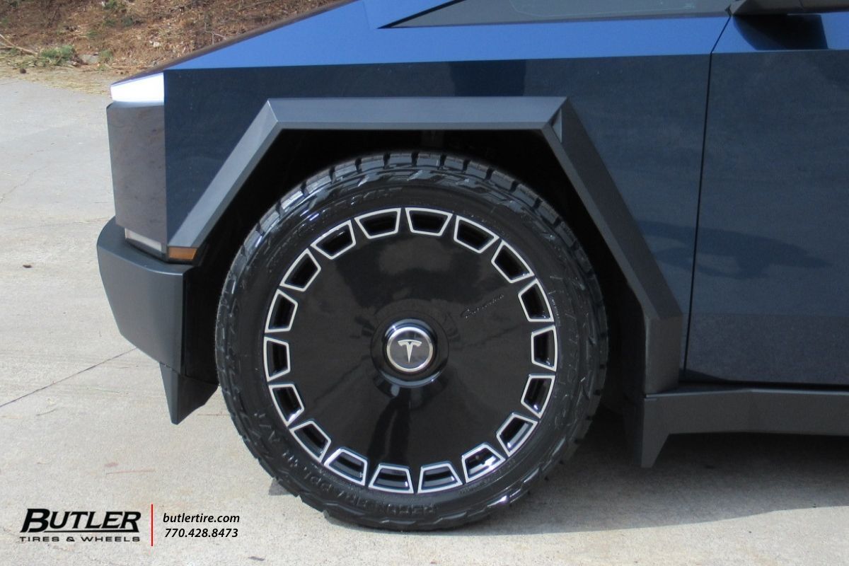 Tesla Cyber Truck with 24in Giovanna Sicily Wheels