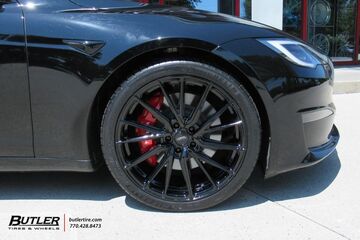 Tesla Model S with 21in Vossen HF4T Wheels