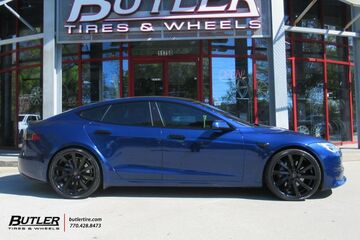 Tesla Model S with 22in Koko Kuture Kapan Wheels