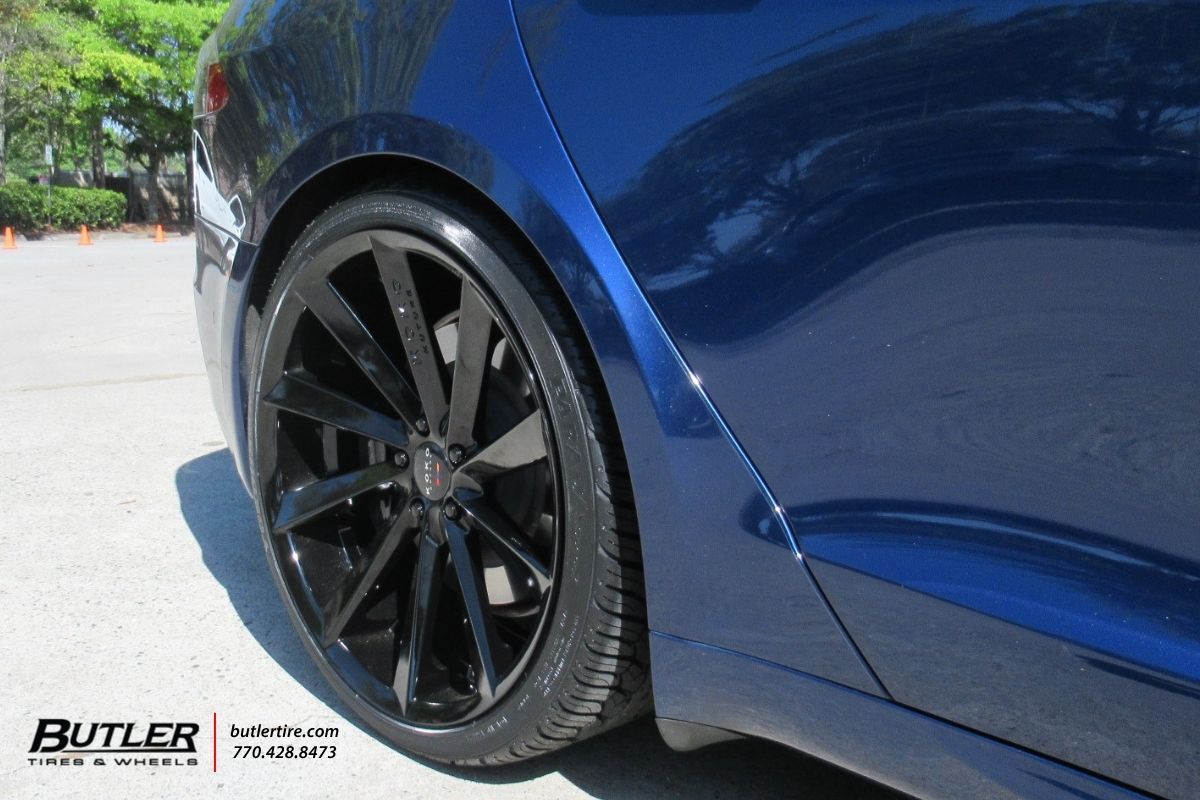 Tesla Model S with 22in Koko Kuture Kapan Wheels