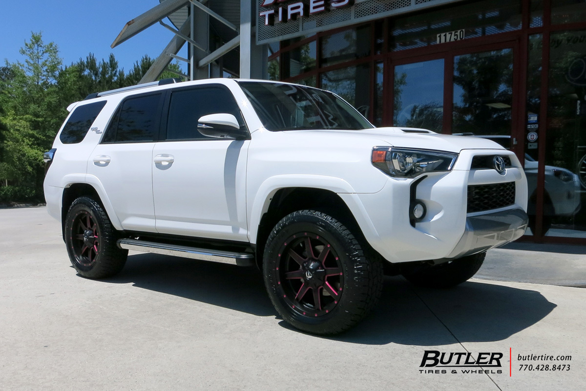 Toyota 4Runner with 20in Fuel Maverick Wheels.