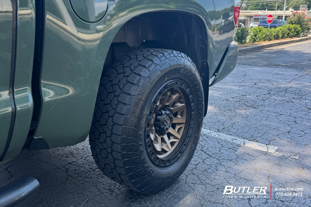 2021 Toyota Tundra with 18” Fuel Covert wheels and Toyo AT3 tires