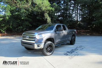 Toyota Tundra with 20in Fuel Rebel wheels and Nitto Recon Tires