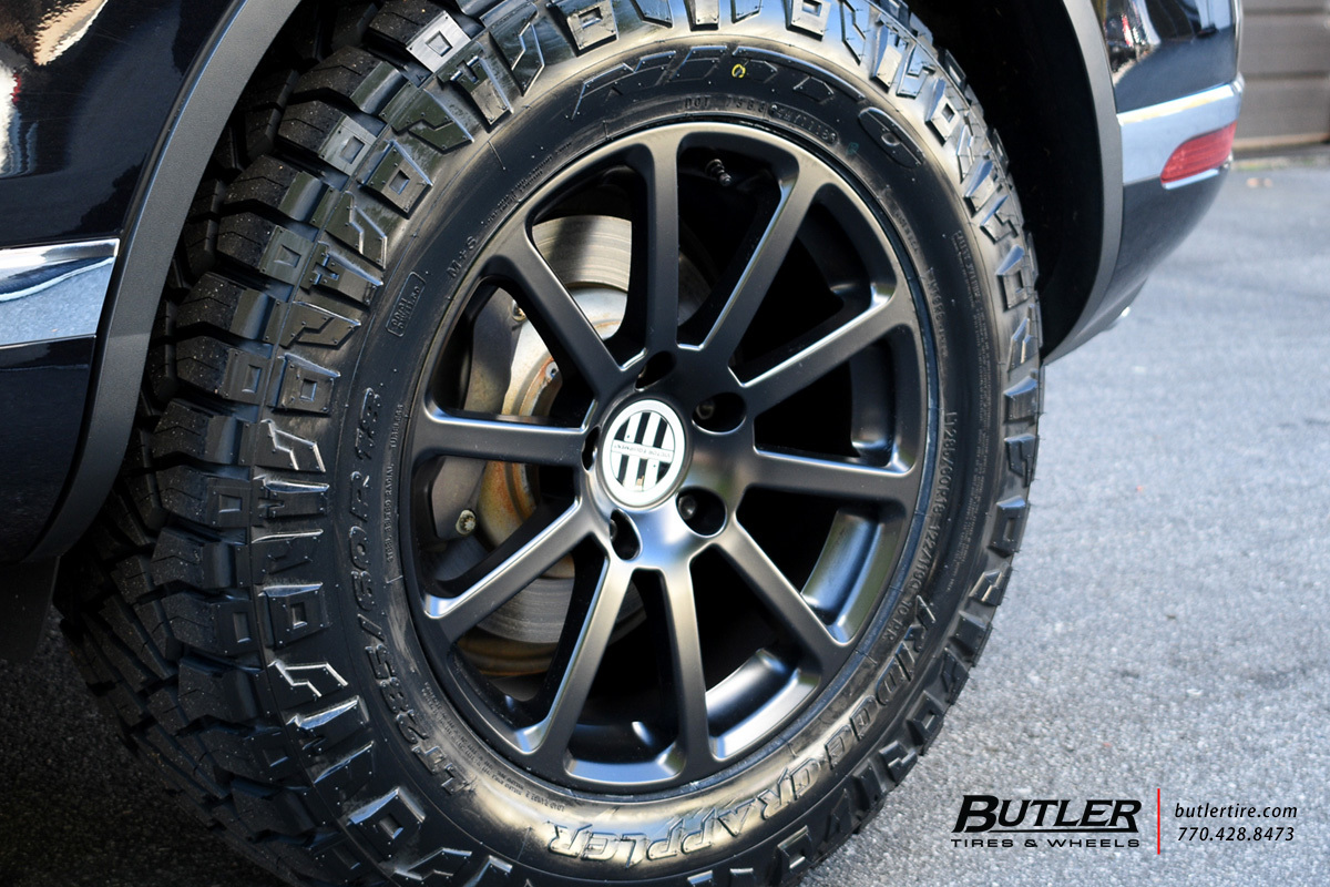 VW Touareg with 18in Victor Zehn Wheels