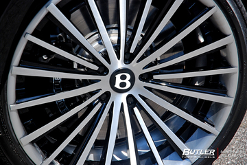 Bentley Mulsanne with 22in Lexani LF Forged LF-722 Wheels