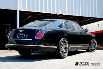 Bentley Mulsanne with 22in Lexani LF Forged LF-722 Wheels