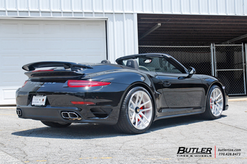 Porsche 991 911 Turbo Cab on Center Lock 20in Savini SV40d Wheels