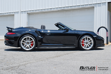 Porsche 991 911 Turbo Cab on Center Lock 20in Savini SV40d Wheels