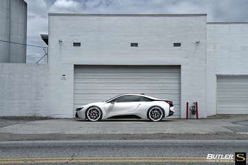 BMW i8 on Custom Painted Savini SV62d Wheels