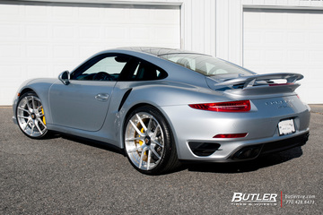 Porsche 911 Turbo S on custom 21in Center Lock Niche Targa Mono II Wheels
