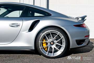 Porsche 911 Turbo S on custom 21in Center Lock Niche Targa Mono II Wheels