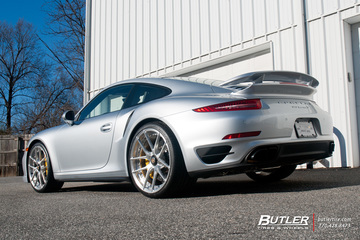 Porsche 911 Turbo S on custom 21in Center Lock Niche Targa Mono II Wheels