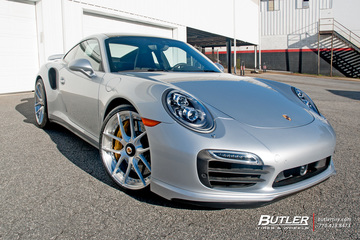 Porsche 911 Turbo S on custom 21in Center Lock Niche Targa Mono II Wheels