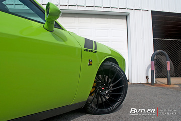 Dodge Challenger RT Scat Pack on 22in Vossen VPS-305T Wheels