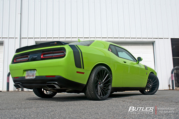 Dodge Challenger RT Scat Pack on 22in Vossen VPS-305T Wheels