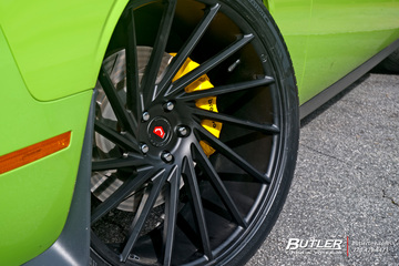 Dodge Challenger RT Scat Pack on 22in Vossen VPS-305T Wheels