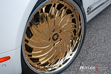 Bentley Mulsanne with 24in Gold Savini Diamond Prali Wheels