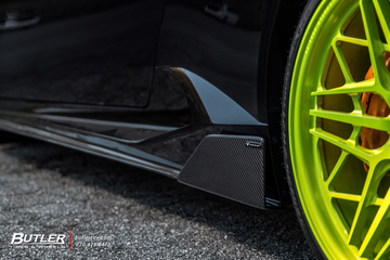 Vorsteiner Novara Lamborghini Huracan with Vossen ML-R3 Wheels 