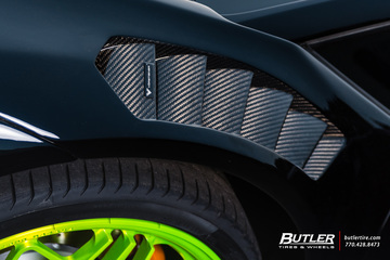 Vorsteiner Novara Lamborghini Huracan with Vossen ML-R3 Wheels 