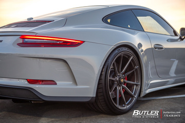 Porsche 991.2 GT3 Touring with 21in custom Vossen M-X2 Wheels