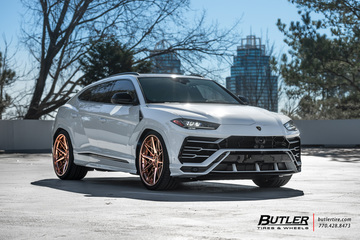 Lowered Lamborghini Urus with AG Luxury F538 Wheels and Vredestein Tires