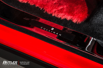 Rolls Royce Cullinan with 24in Forgiato Tecnica Tec 3.6 Wheels and Pirelli Scorpion Zero Tires