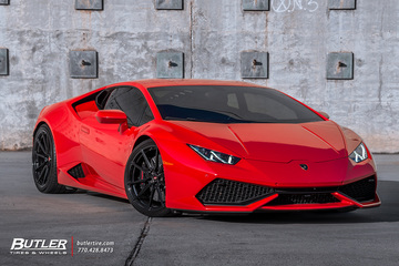 Lowered Lamborghini Huracan on Vossen ML-X2 Wheels