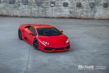 Lowered Lamborghini Huracan on Vossen ML-X2 Wheels