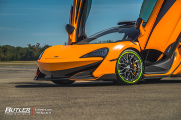 McLaren 600LT on Custom 20in and 21in HRE S200 Wheels