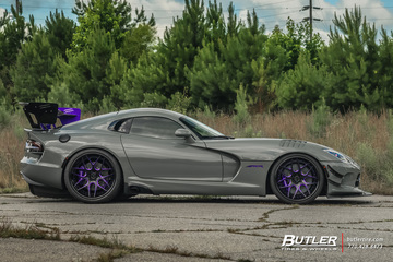 Dodge Viper Stryker ACR Extreme with 21in Avant Garde F510 Wheels