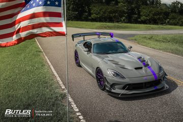 Renntech Mercedes GLC63 AMG with 22in HRE P103 Wheels